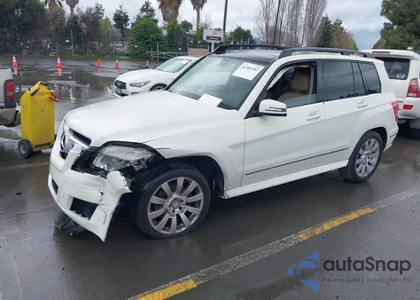 2010 Mercedes-Benz Glk 350 4Matic z USA, uszkodzony, nr VIN WDCGG8HB1AF403881